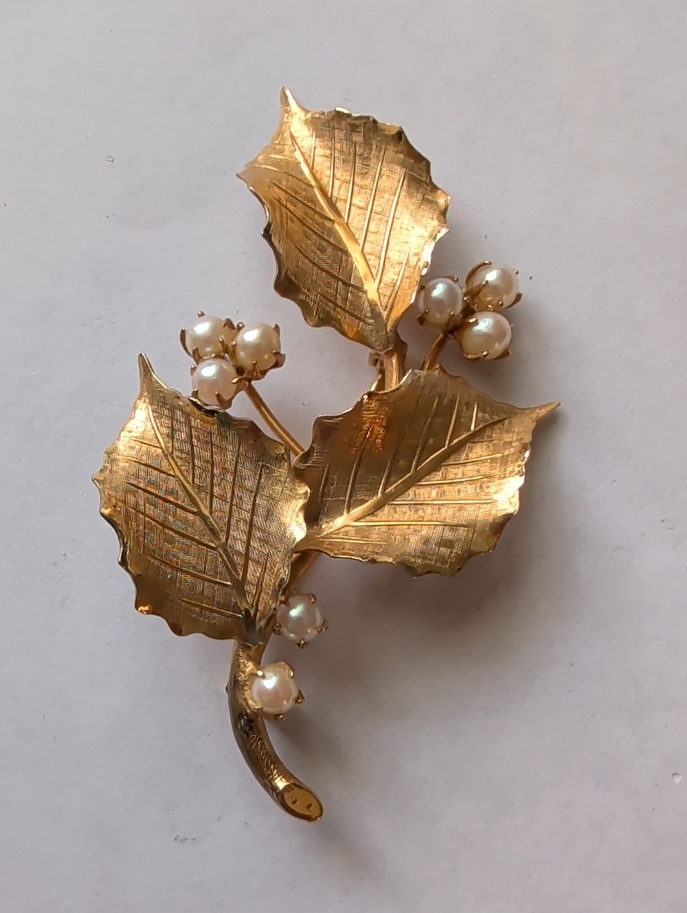 Vintage 12K Gold Filled Leaf and Pearl Cluster Brooch
